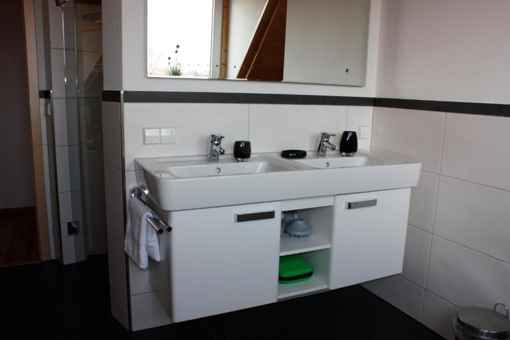 קנזינגן Wonnentaler Apartments חדר תמונה